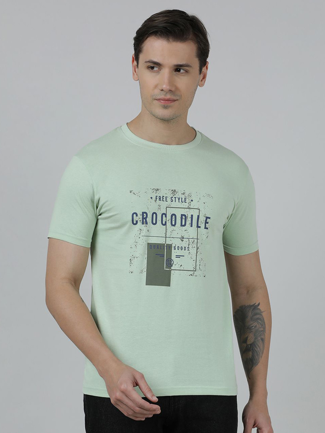 Crocodile Graphic Printed Cotton Slim Fit T-shirt