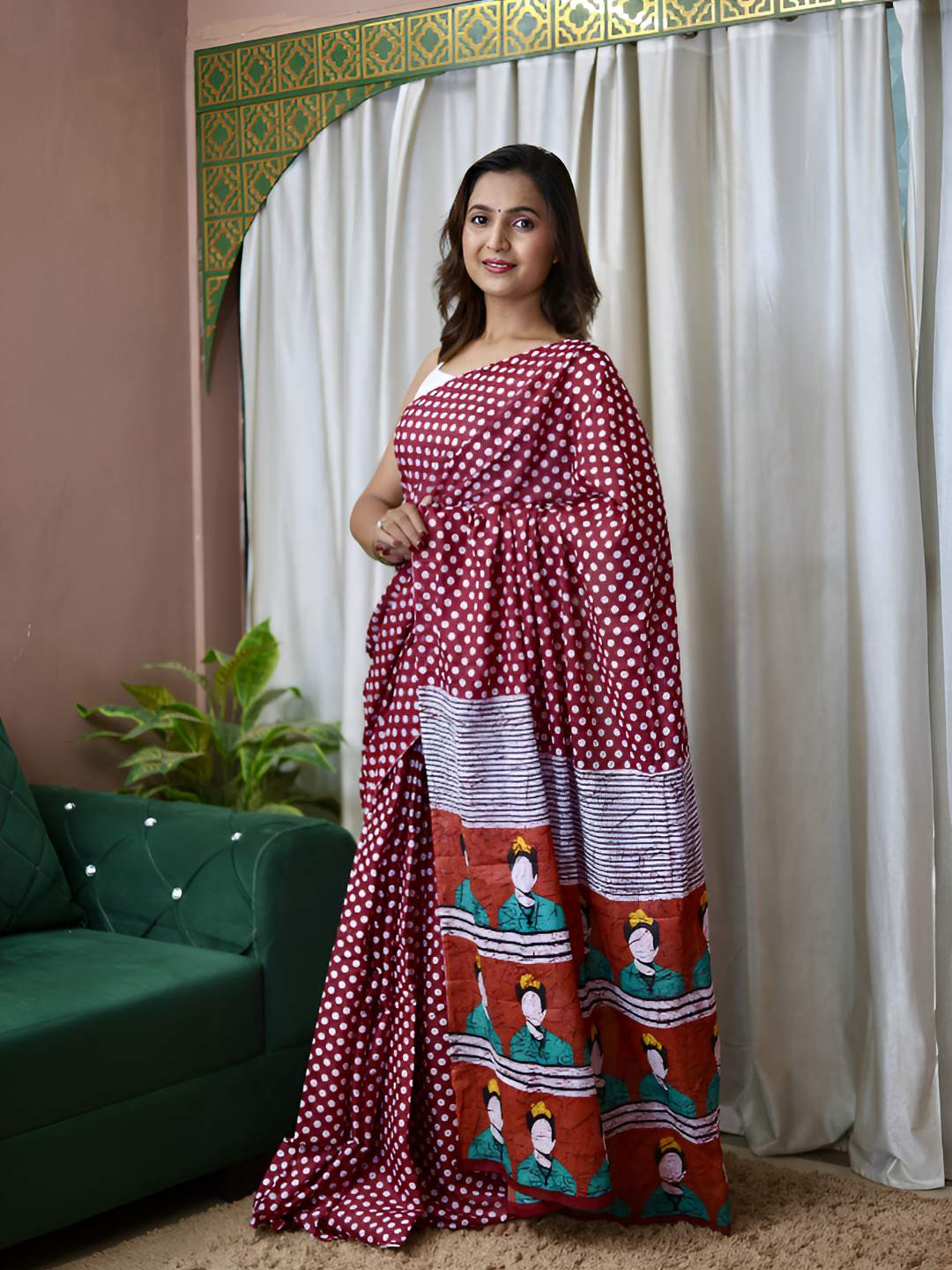 AMRUTKALA SAREES Polka Dot Printed Pure Cotton Handloom Block Print Saree With Blouse
