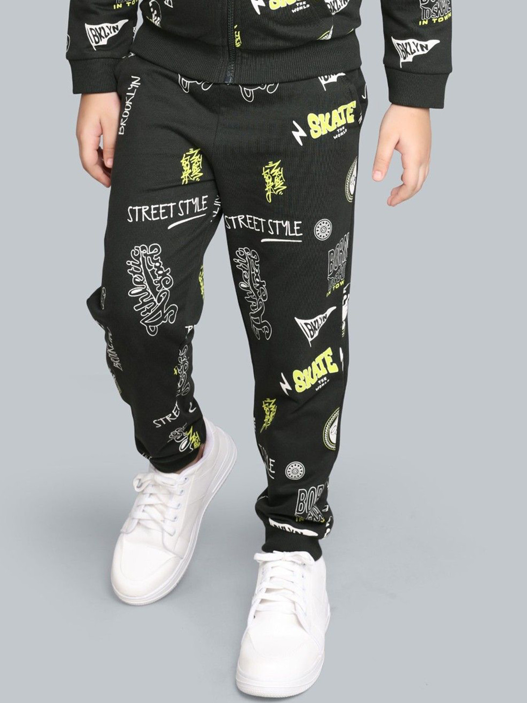PLUM TREE Boys All Over Printed Jogger Pants