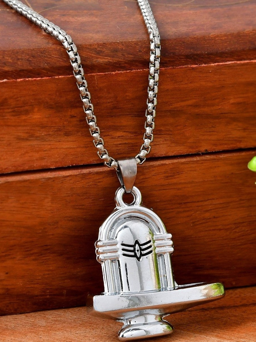 P. R. PRINTS Unisex Silver-Plated Shivling Pendant