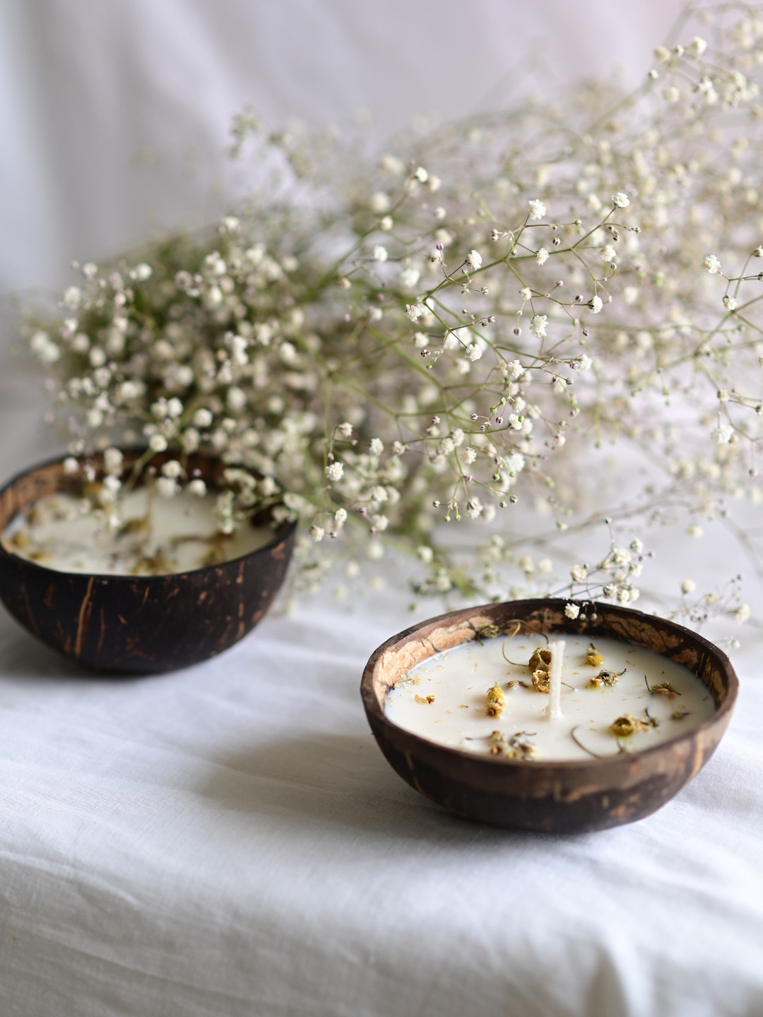FLICKERS AND FLAME Beige & Brown Dried Botanicals Coco Shell Candle
