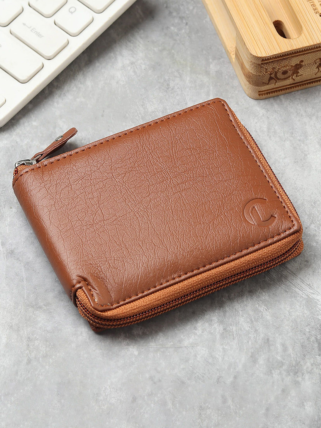 CRAFT LINE Men Zip Around Wallet