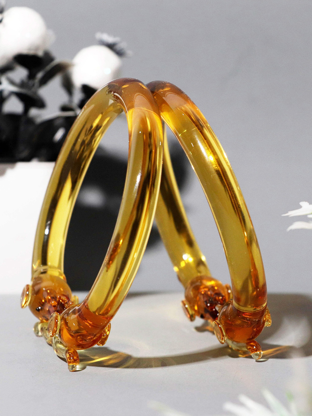 THE GOLDEN CASCADE Set Of 2 Glass Artificial Stones Studded Elepahnt Kada Bangles