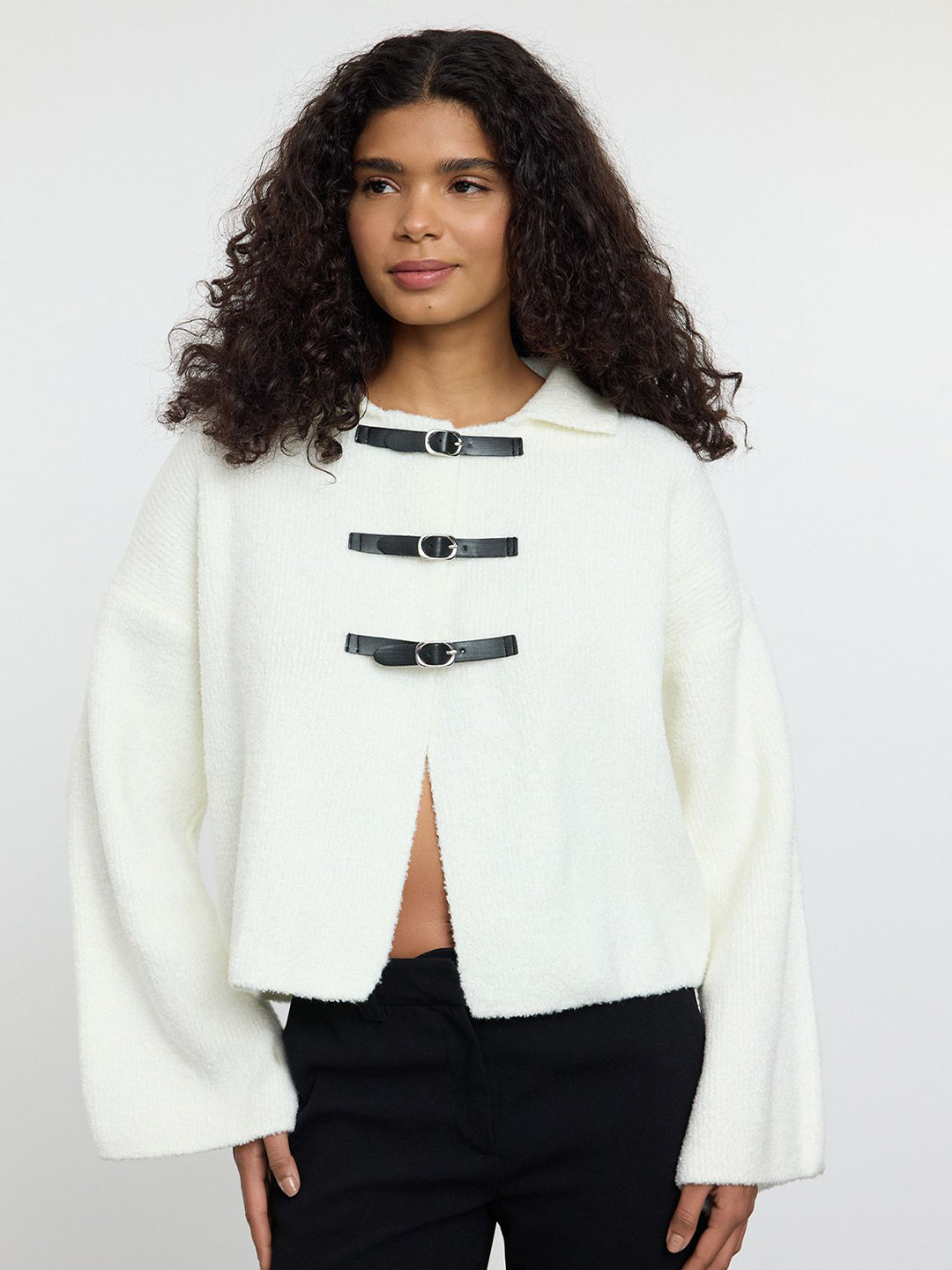 Trendyol Toggle Cardigan
