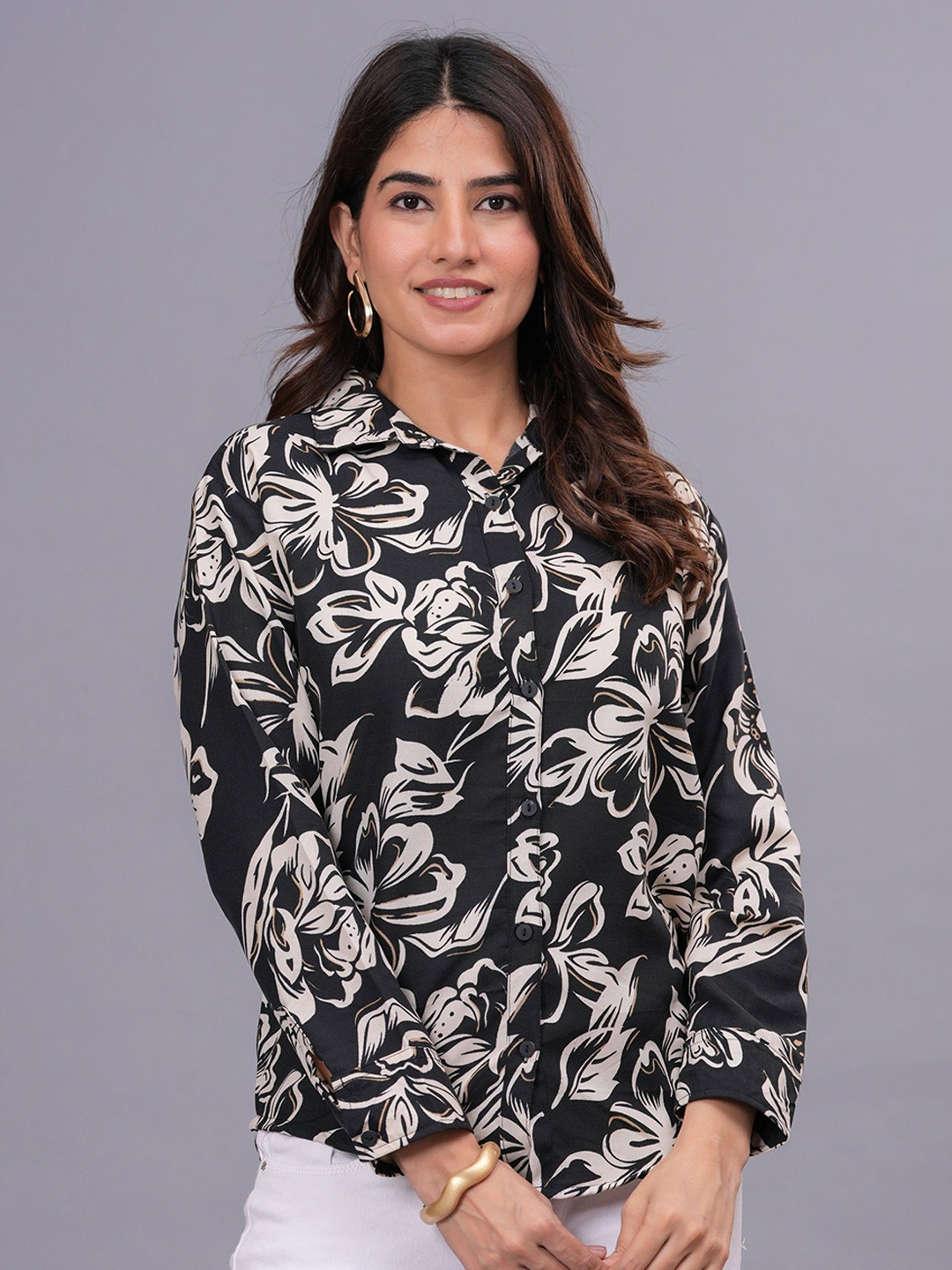 ronics Women Smart Relaxed Fit Floral Printed Spread Collar Casual Shirt