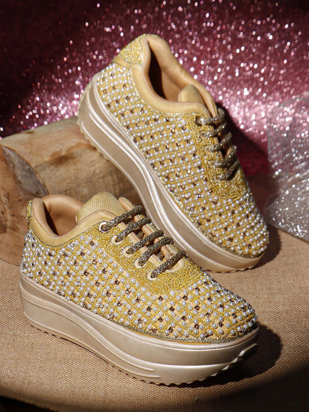 VENDOZ Women Woven Design Sneakers