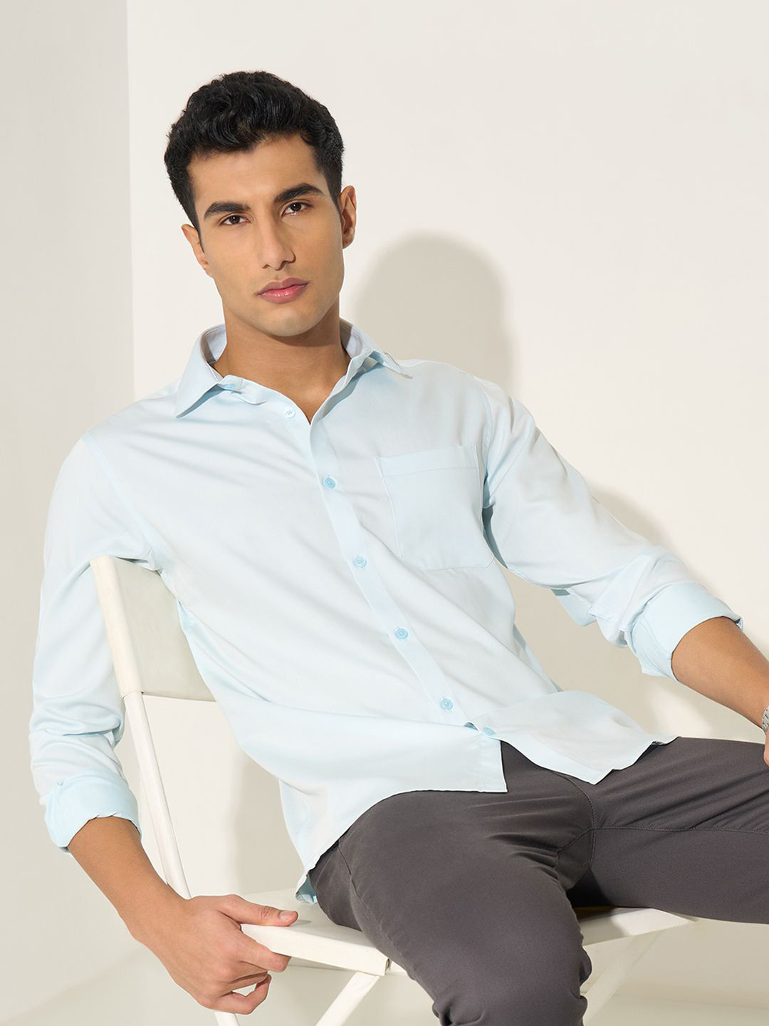 Peregrine by Pantaloons Spread Collar Regular Fit Chest Pocket Formal Shirt