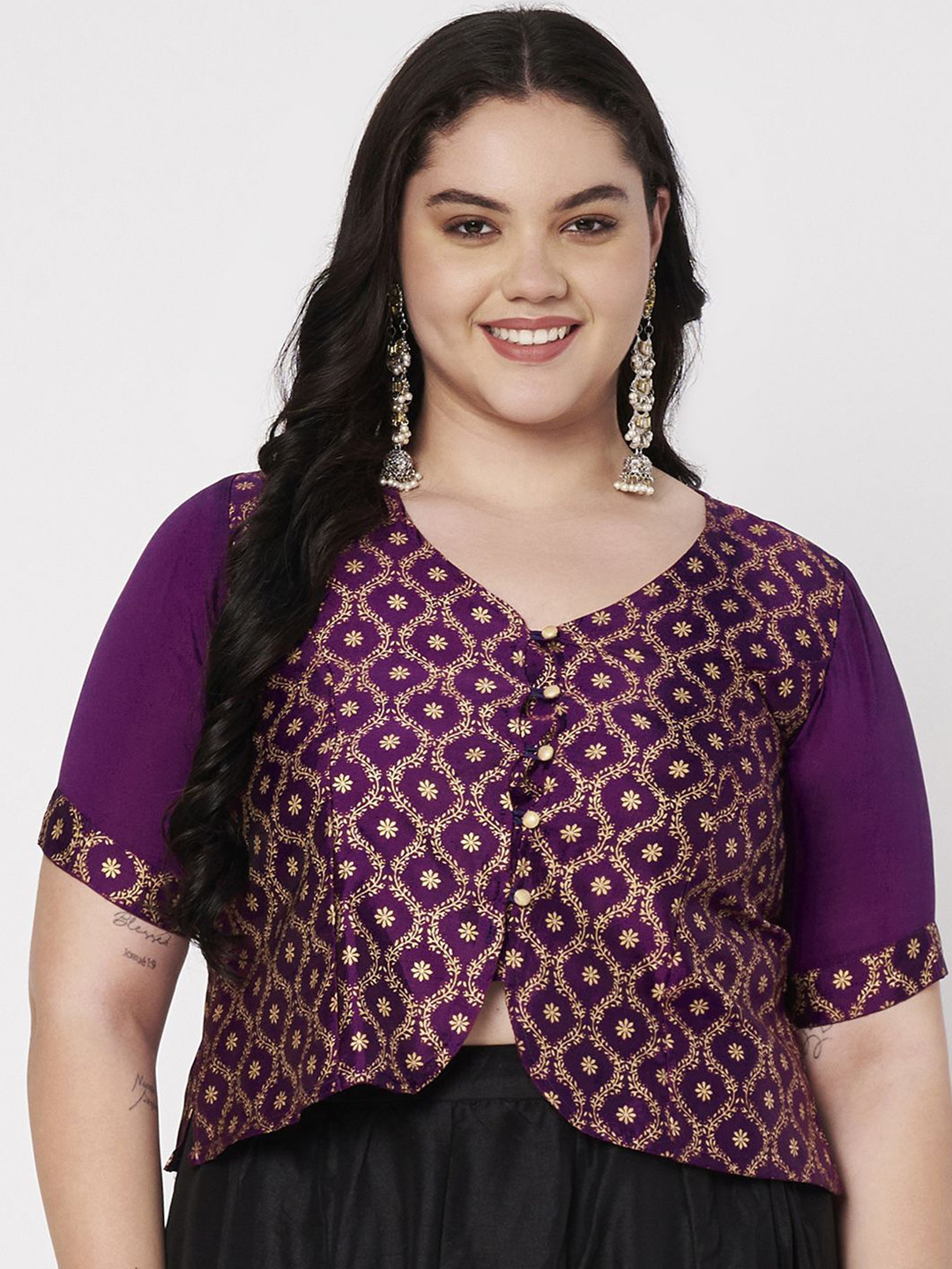 studio rasa Women Plus Size Printed V-Neck Short Sleeves Button-Down Blouse