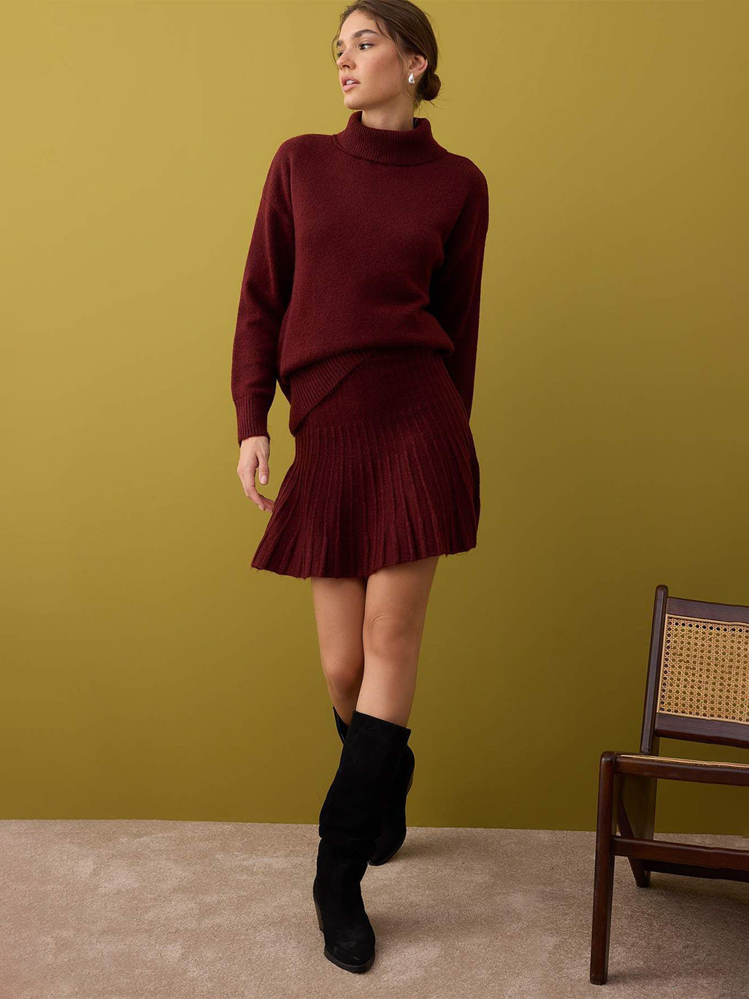 Trendyol Long Sleeves Sweater And Skirt
