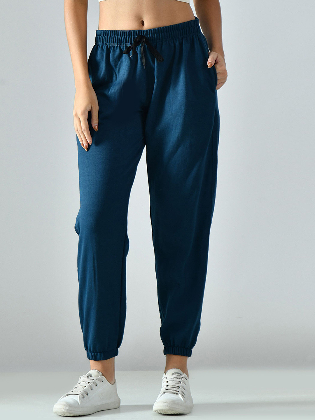 BAESD Women Mid-Rise Regular Fit Warm Ponchi  Joggers