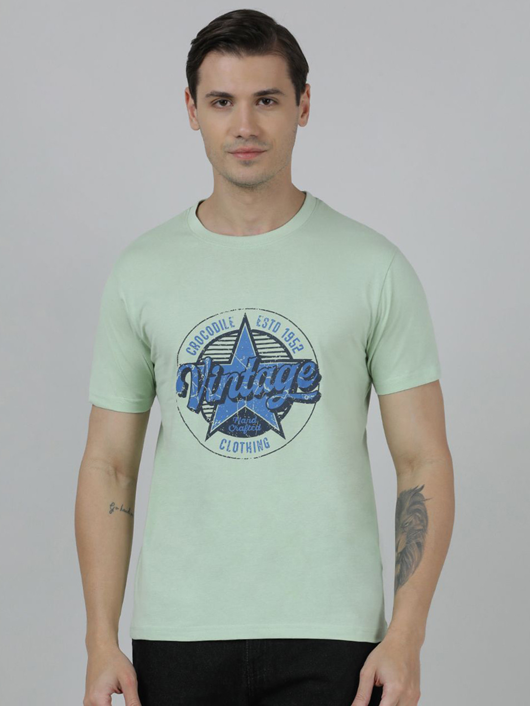 Crocodile Graphic Printed Cotton Slim Fit T-shirt
