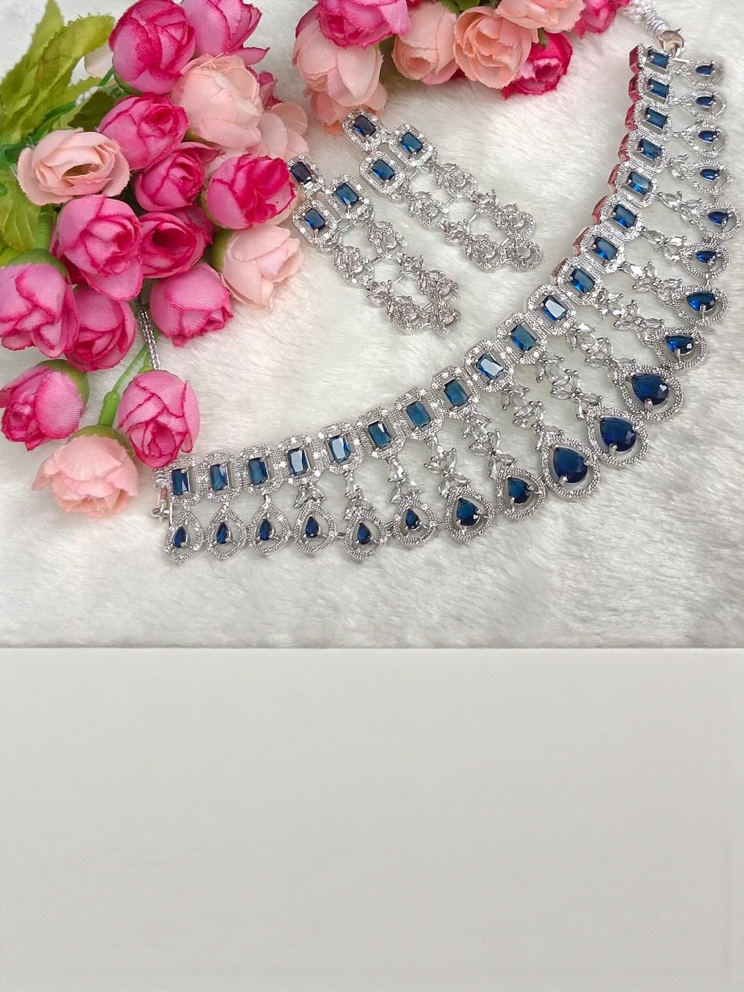 DENICRAAS Silver Plated Crystal Necklace Set