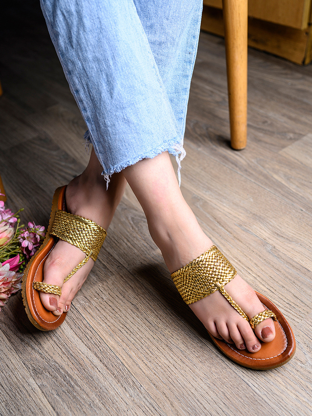 Stylestry Women Gold-Toned Textured Ethnic One Toe Flats