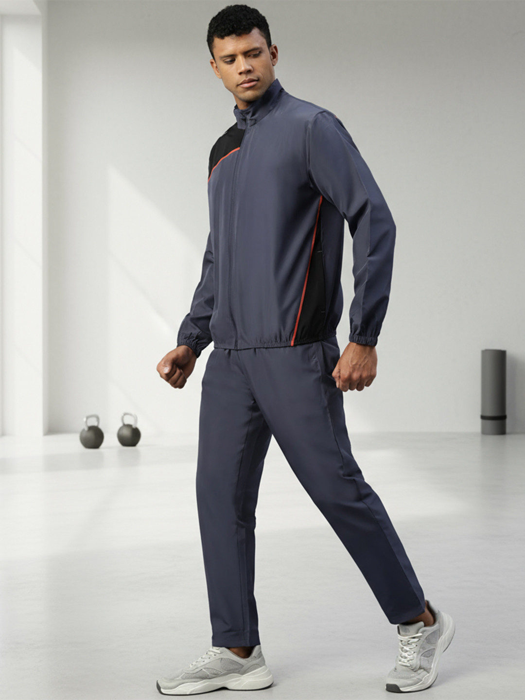 DIDA Men Breathable Colorblock Quick-Dry Activewear Sports Training Track Suit
