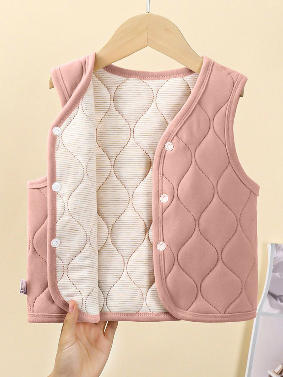 Babymoon Kids Self Design Stand Collar Lightweight Quilted Jacket With Zip Detail