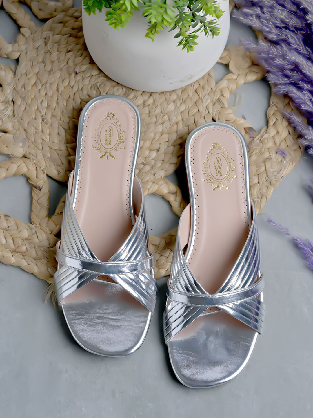 Stylestry Women Embellished Party One Toe Flats