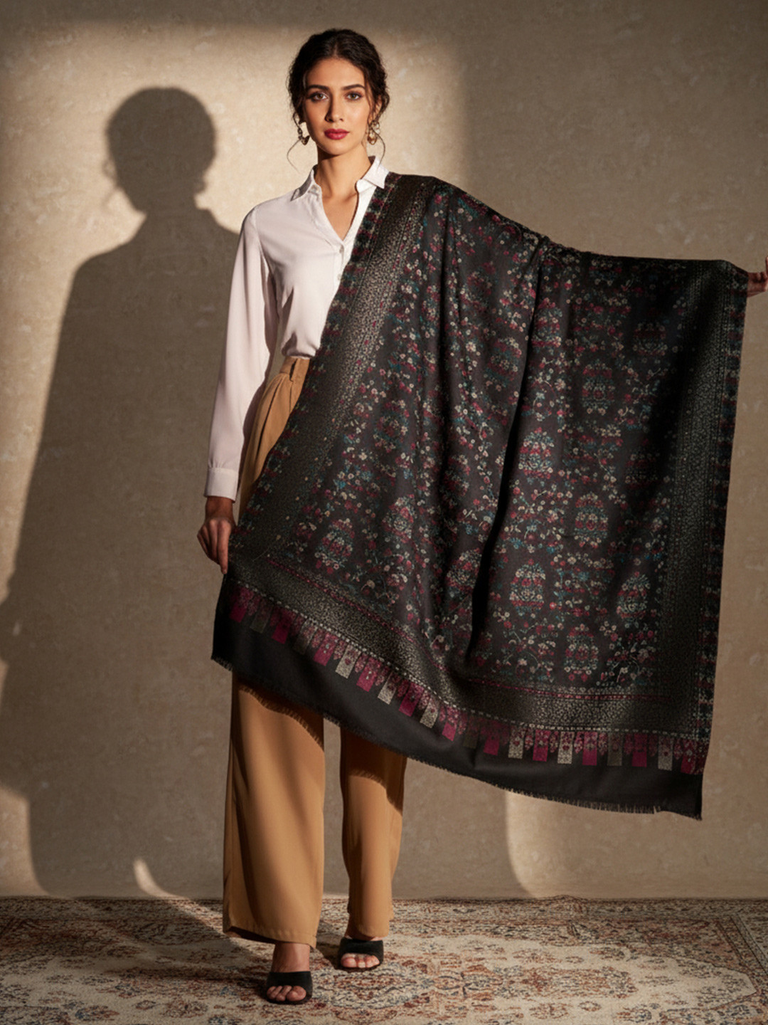 Zamour Woven Design Woolen Kani Shawl