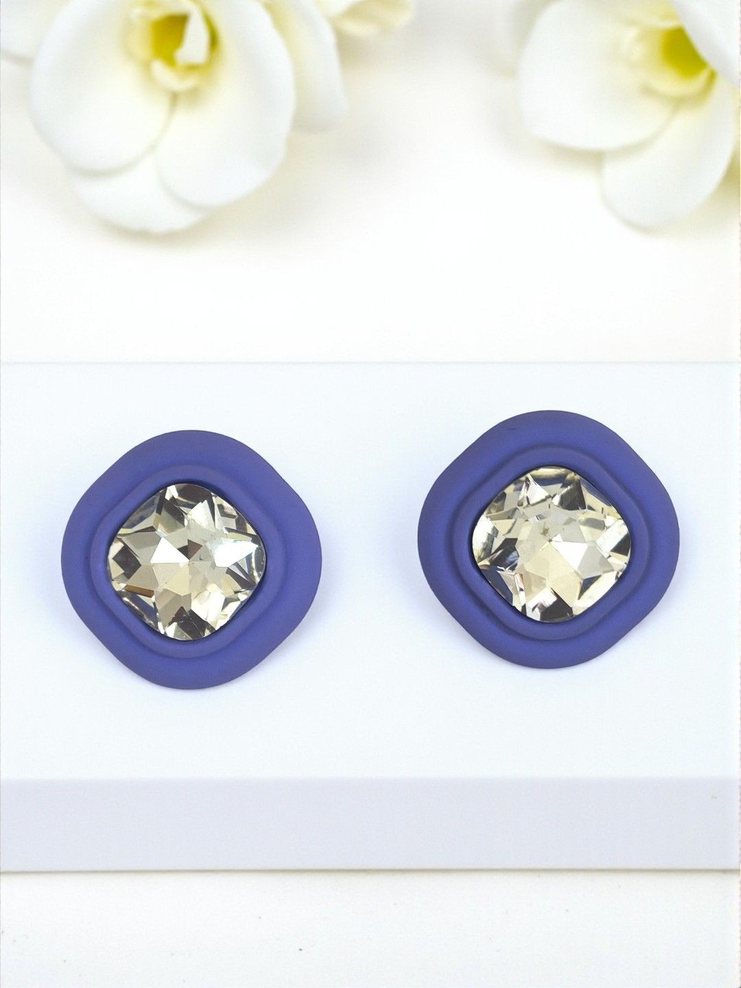 AVANT-GARDE PARIS Artificial Stones Studded Square Shaped Studs