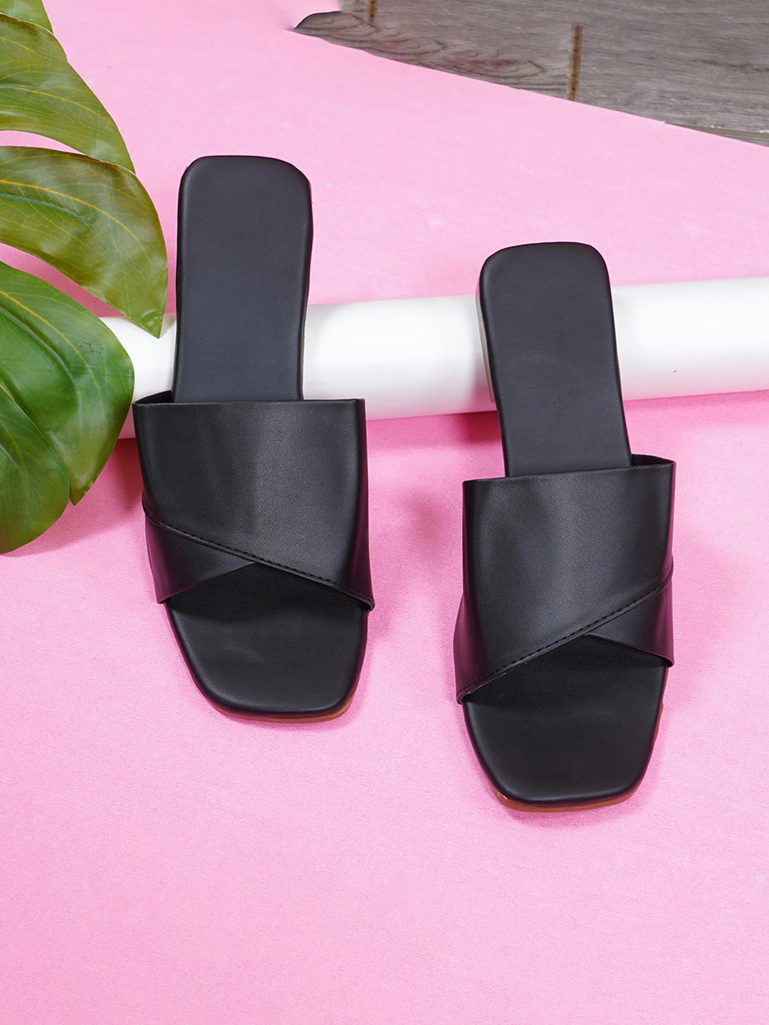 DFR Cushioned Heel Flip Flops Sliders