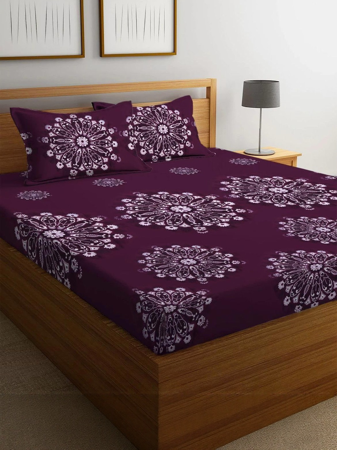 NEW TOWN Burgundy & White Floral 210 TC Queen Bedsheet with 2 Pillow Covers