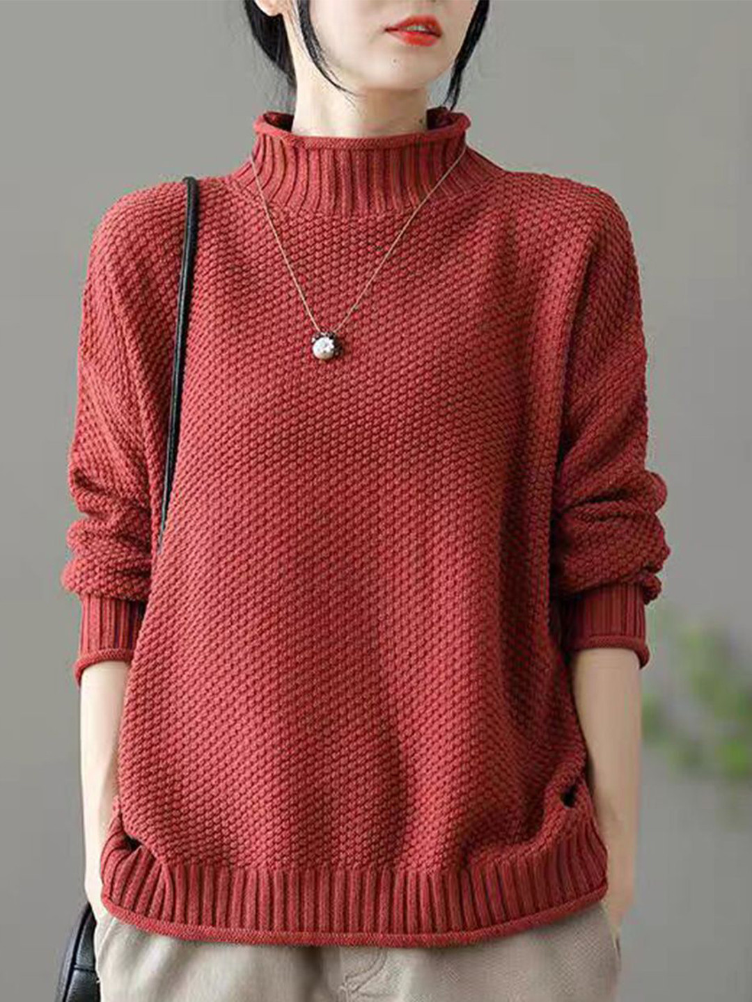StyleCast Women High Neck Long Sleeves Chevron Pullover