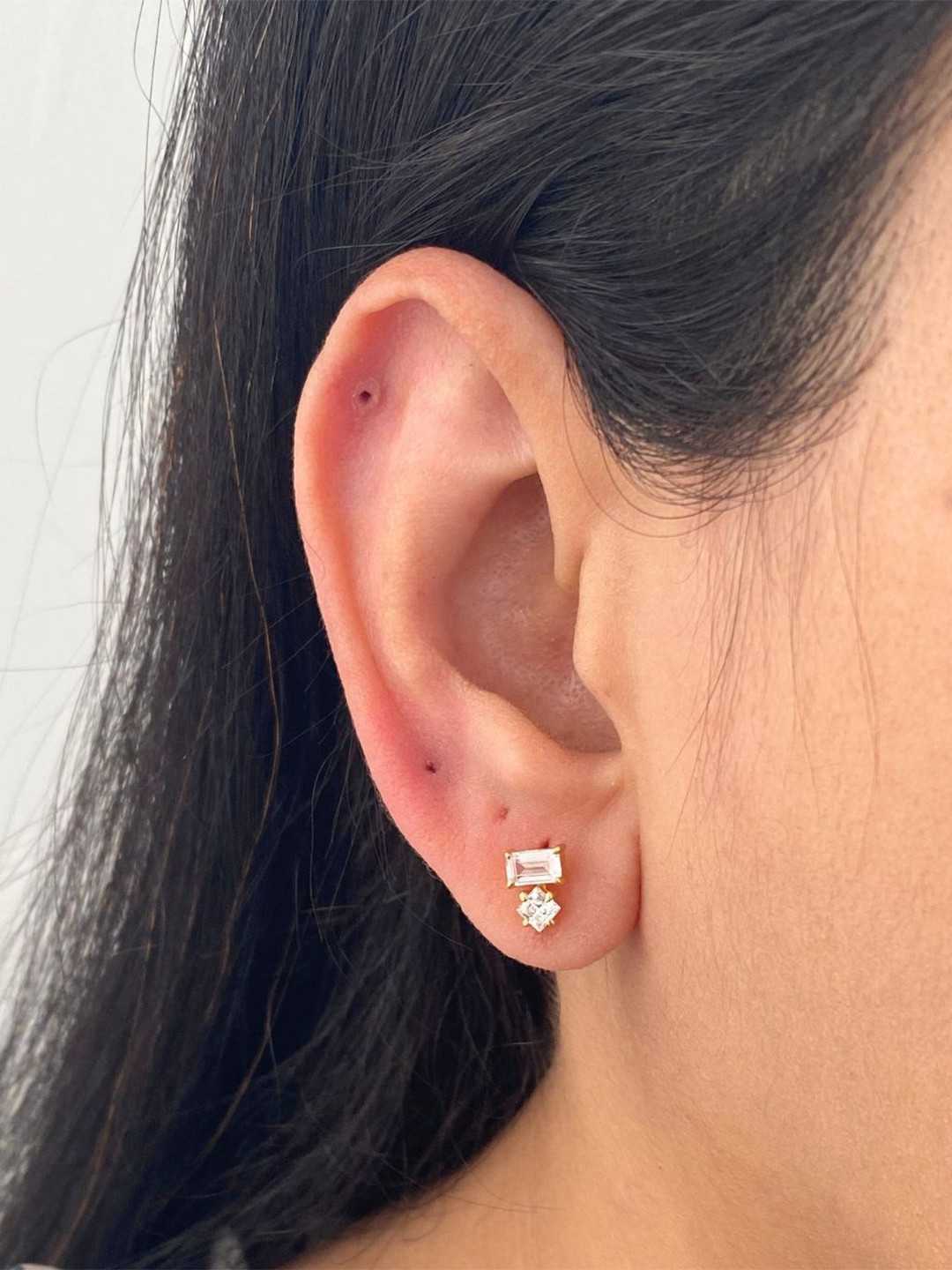 Boldiful Bitsy Helix Sterling Silver 5A Cubic Zirconia Earstuds