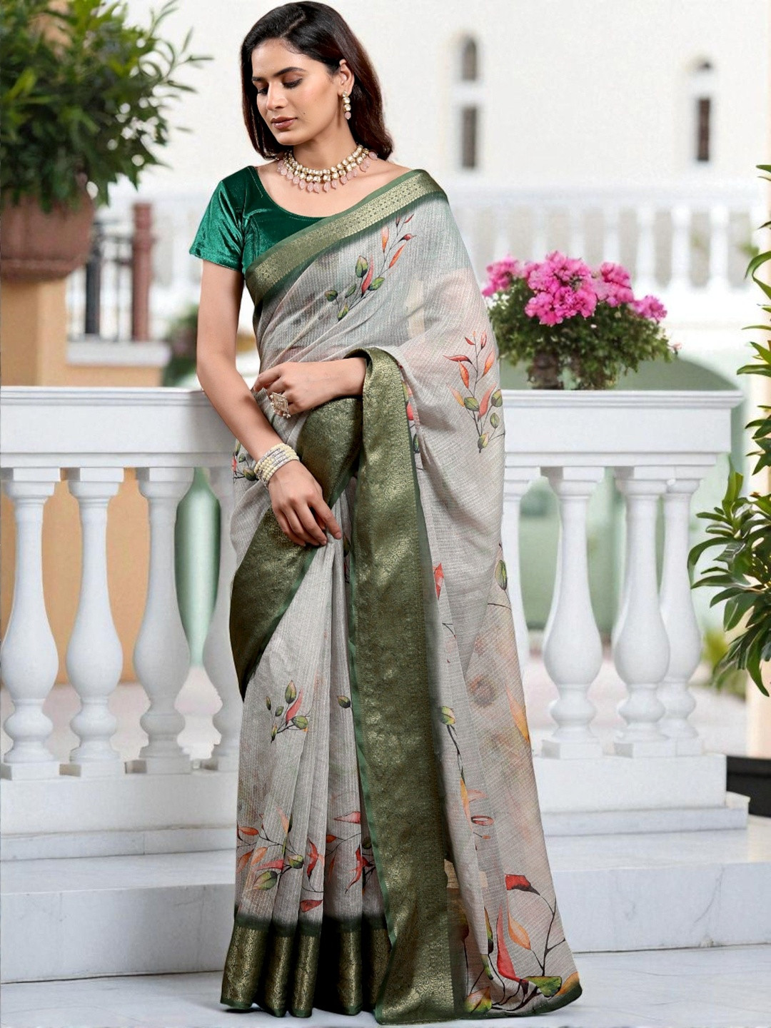 MORDEN MUSE Floral Printed Woven Design Border Saree