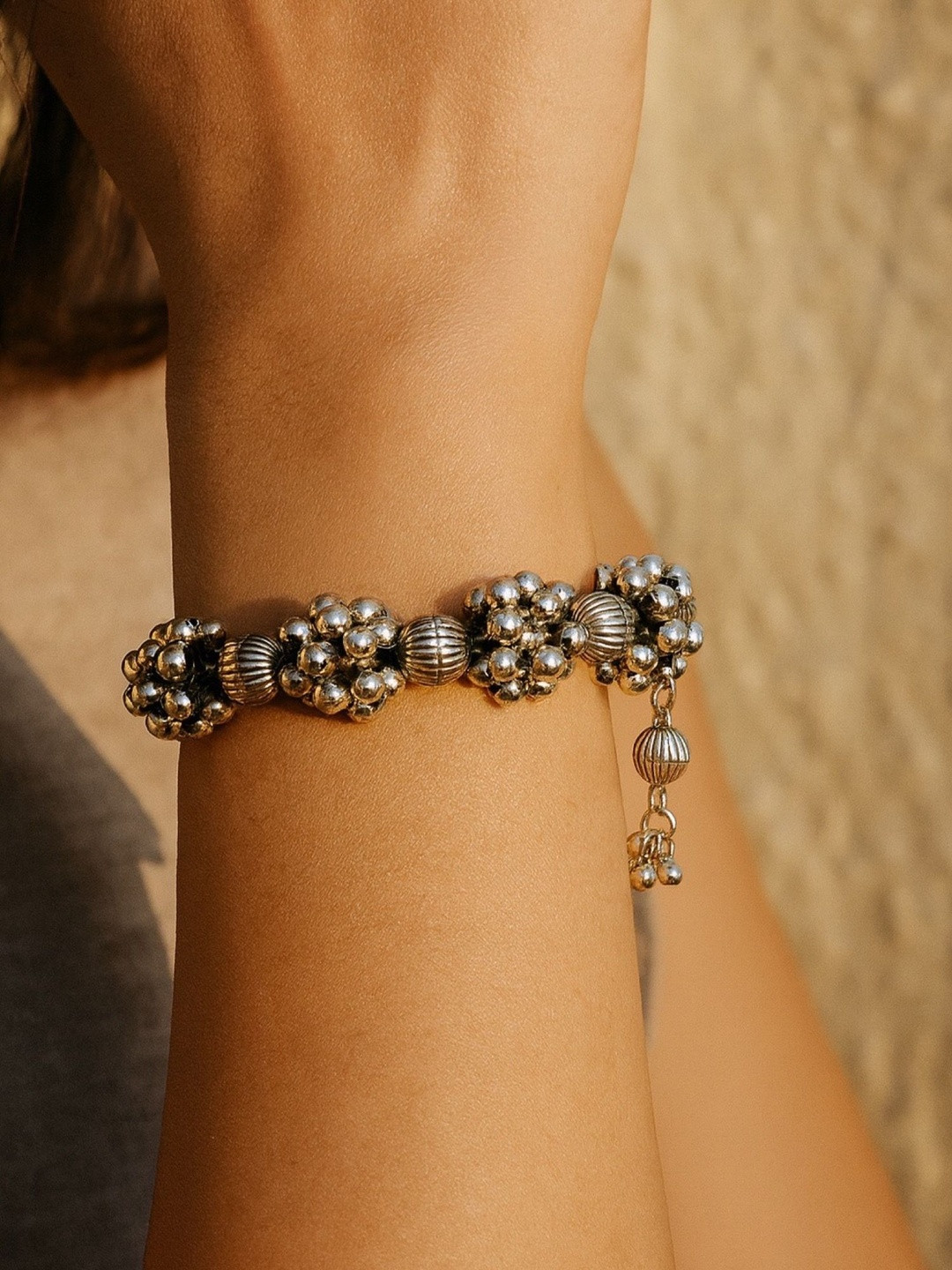 Digital Dress Room Silver-Plated Artificial Beaded Bangle-Style Tribal Bracelet