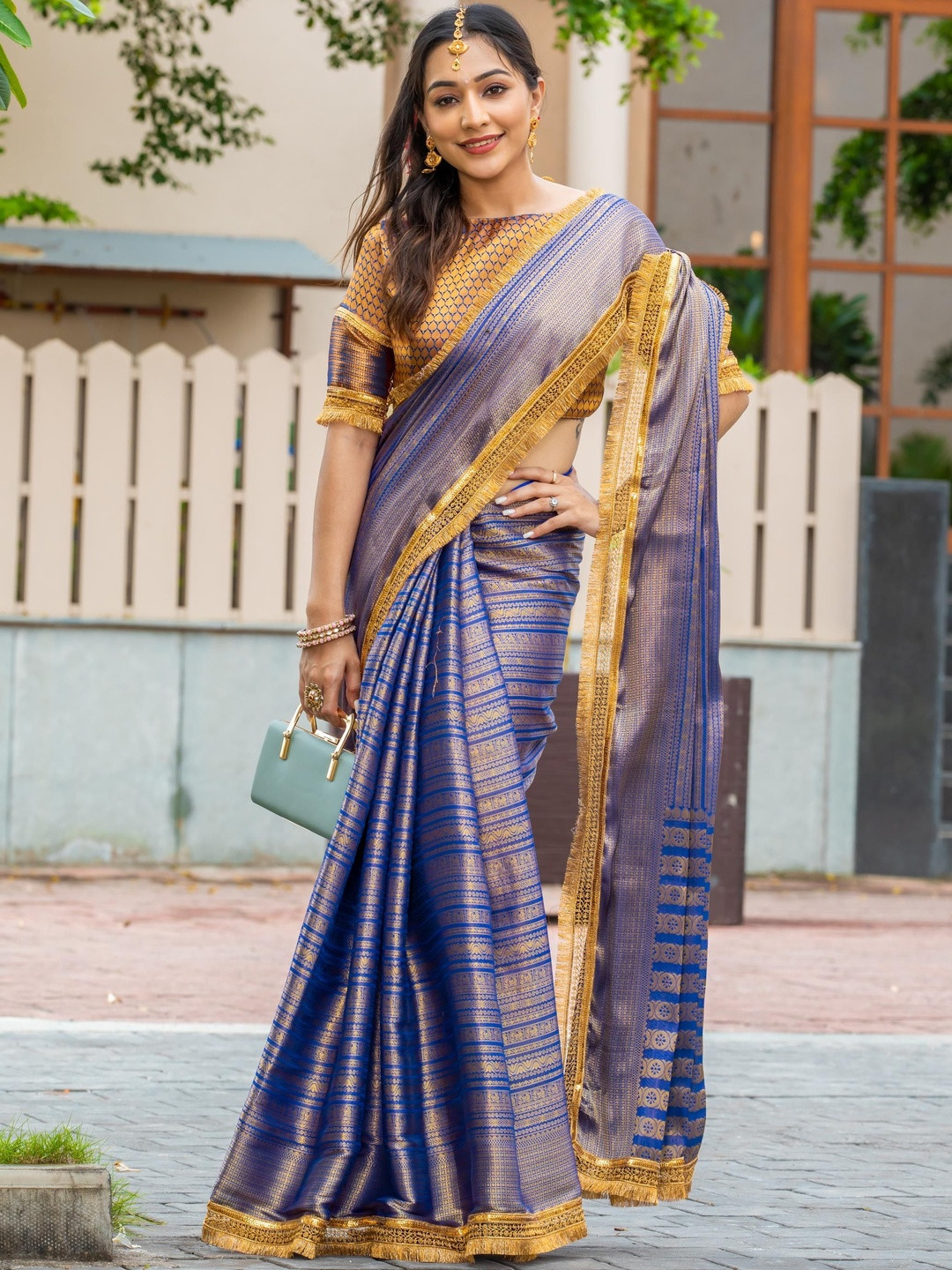MAHALASA Woven Design Zari Mysore Silk Saree With Blouse Piece