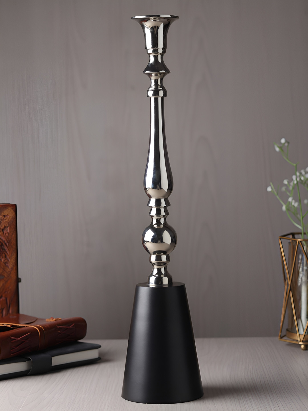Decor de Maison Valora Silver-Toned & Black Candle Holder