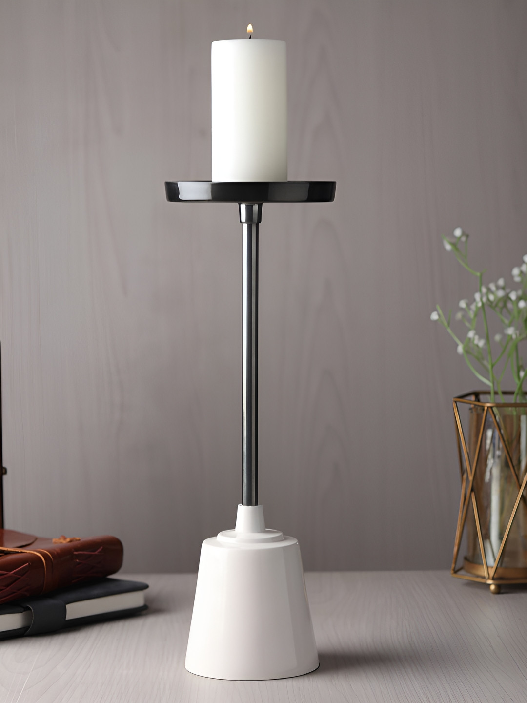 Decor de Maison Altura Medio Black & White Nickel Candle Holder