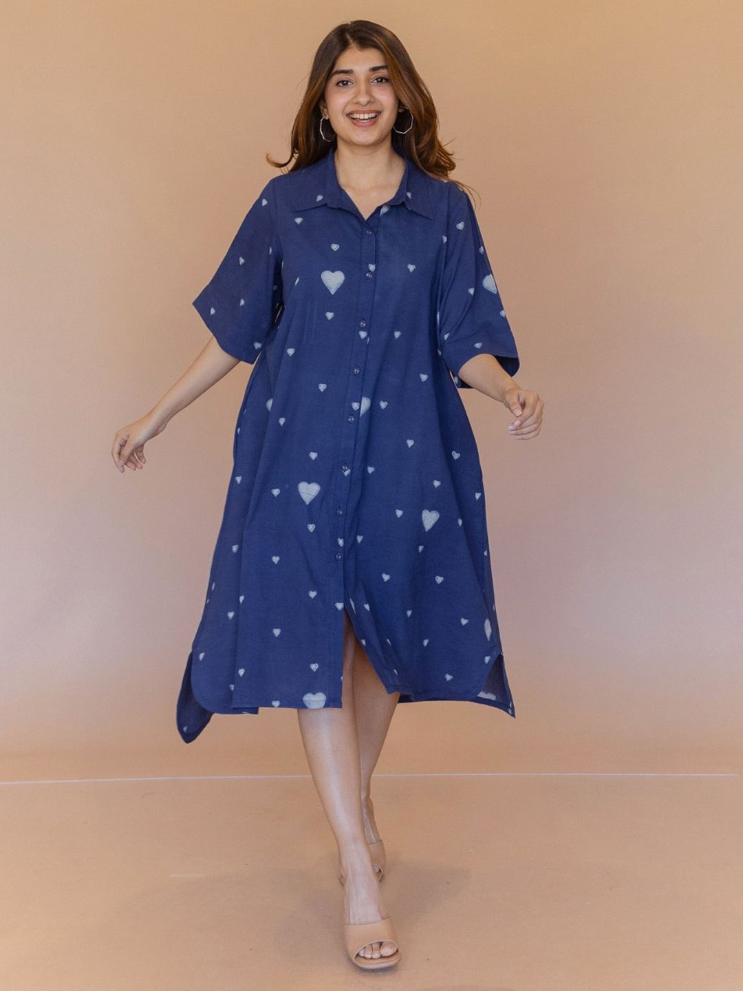 THE INDIAN ETHNIC CO Women Print Shirt Midi Dress