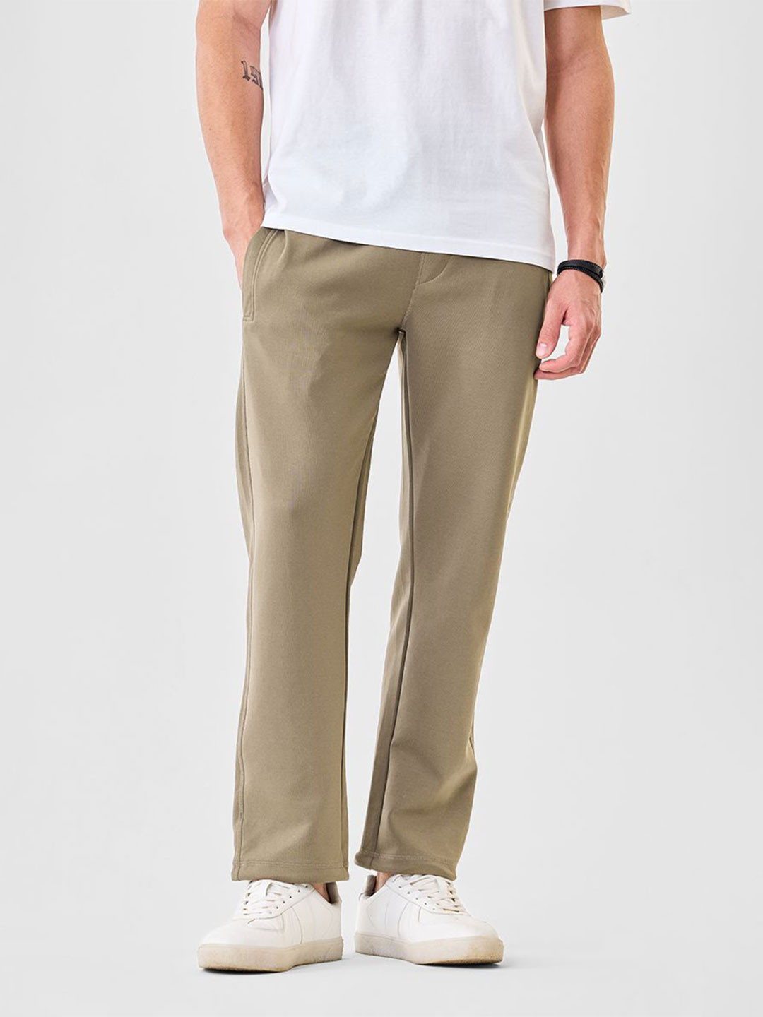 Snitch Men Regular Fit Mid-Rise Drawstring Track Pants