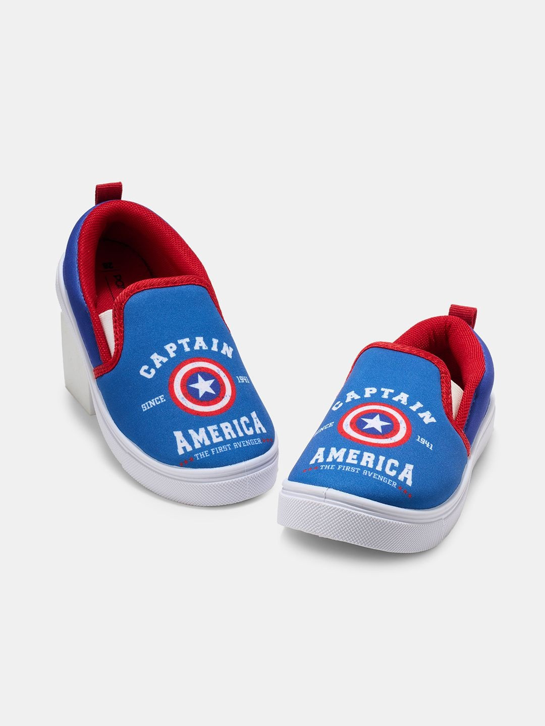 Pantaloons Junior Girls Round Toe Captain America Printed Slip-On Sneakers