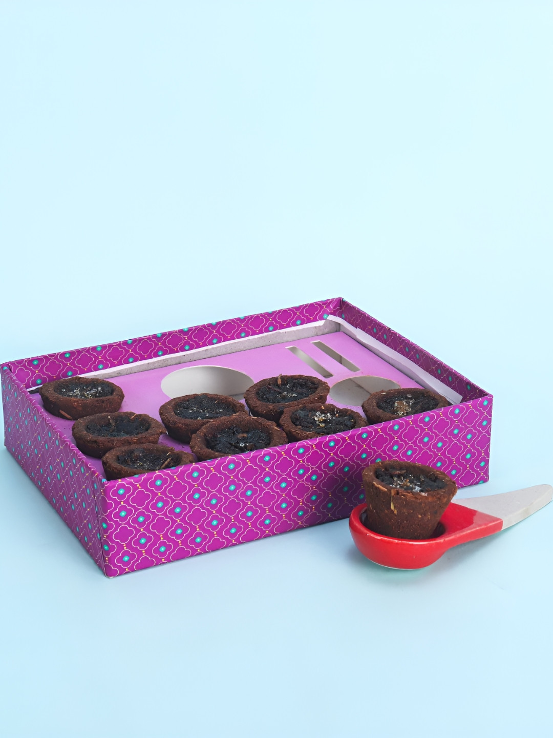 manokamna Brown 10 Pieces 100% Natural Herbs Sandalwood Sambrani Havan Cups With Stand