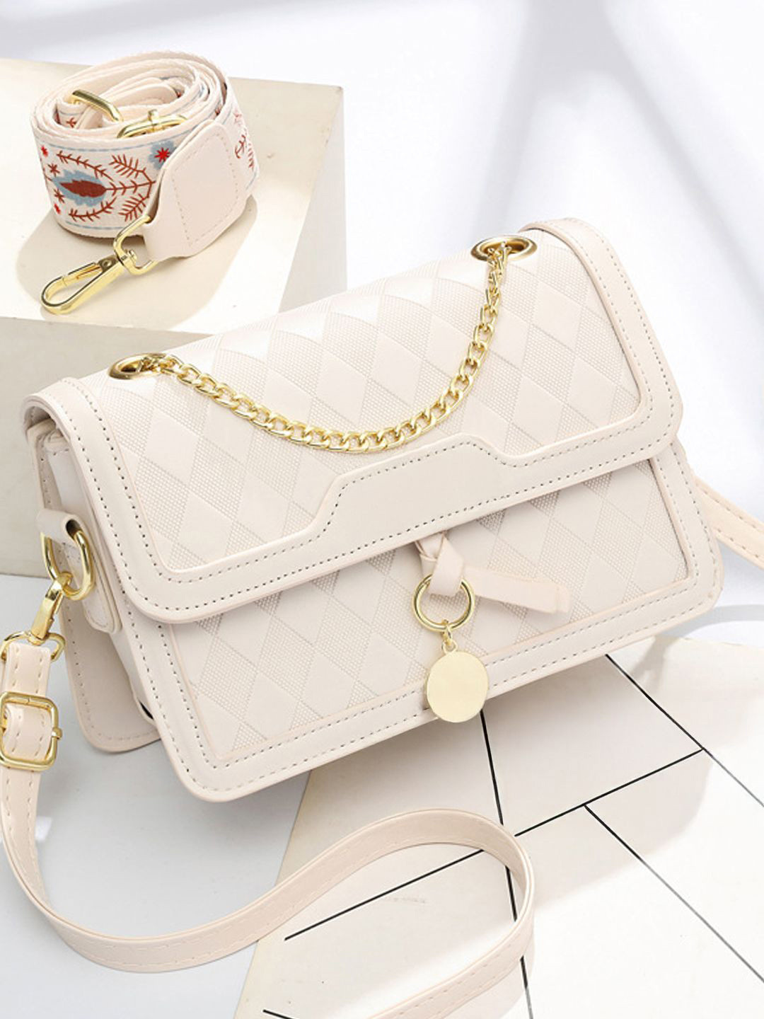 StyleCast Bucket Sling Bag With Quilted Design