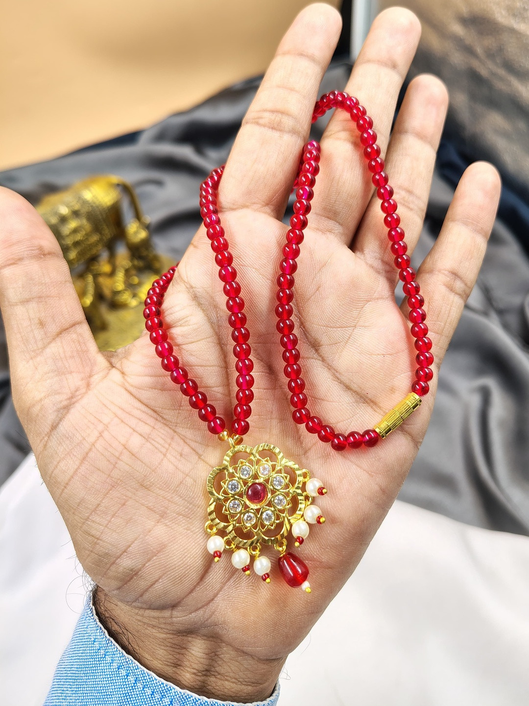 MK gallery Women Red Ethnic Brass Necklace