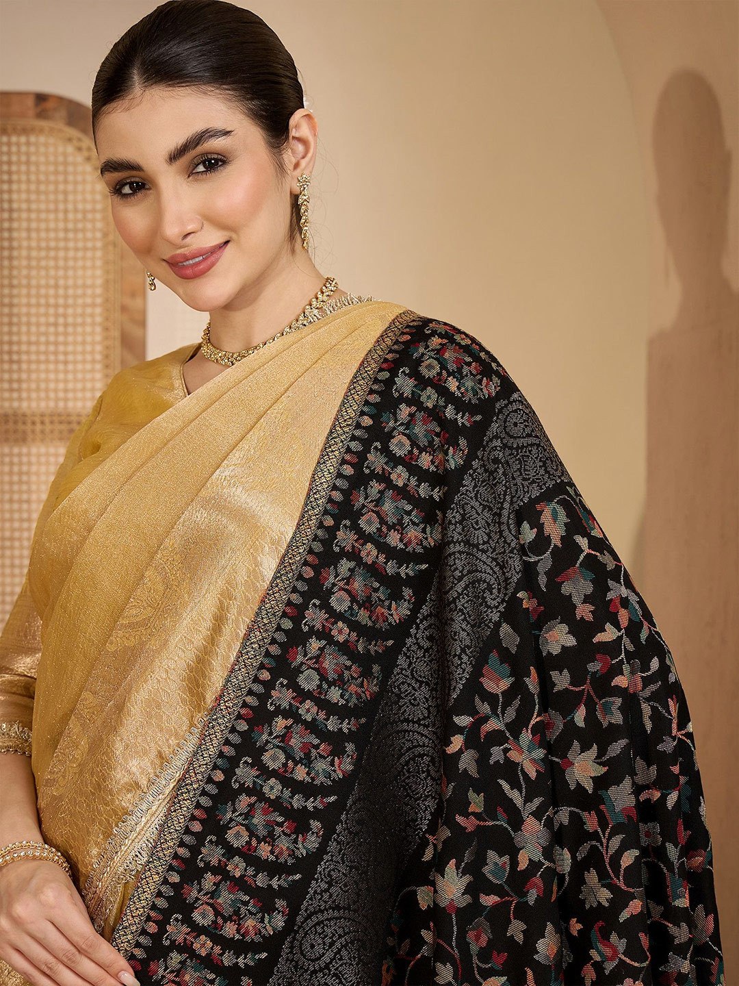 Sangria Floral Winter Pashmina  Woven Design Floral Fringed Border Winter Pashmina Shawl