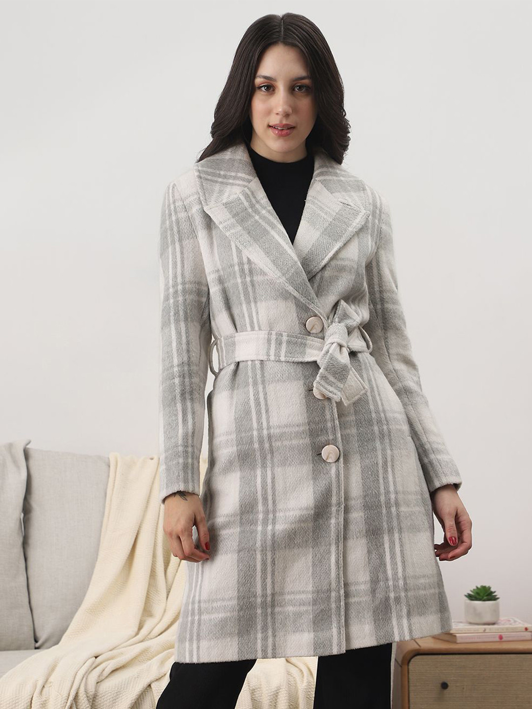 Globus Women Checkered Notched Lapel Single-Breasted Overcoat