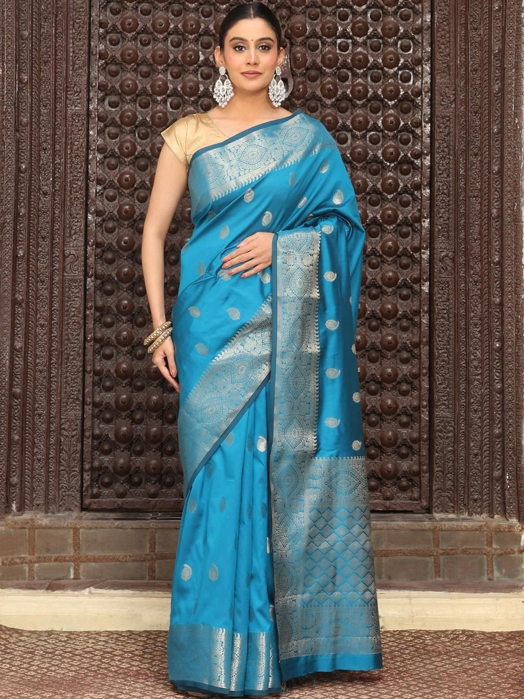 HAIDER ALI AND SONS Woven Design Zari Banarasi Saree with Unstitched Blouse Piece