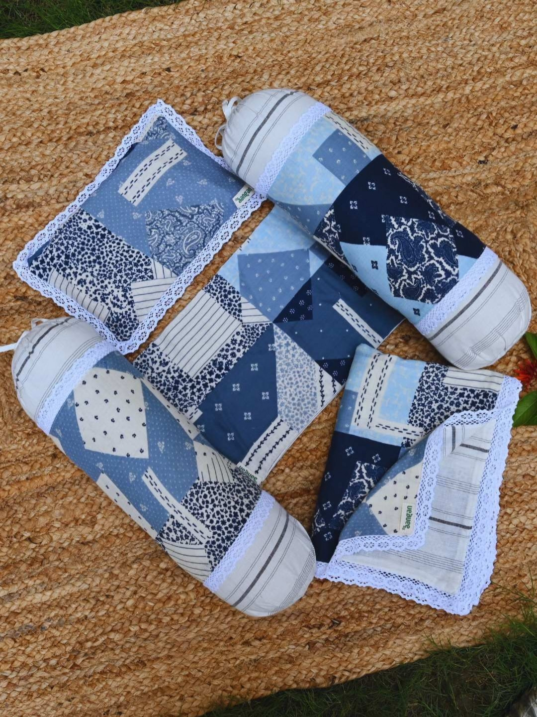 The Aangan Blue & Navy Blue 3 Pieces Quirky Cotton Single Fine Bedding Set