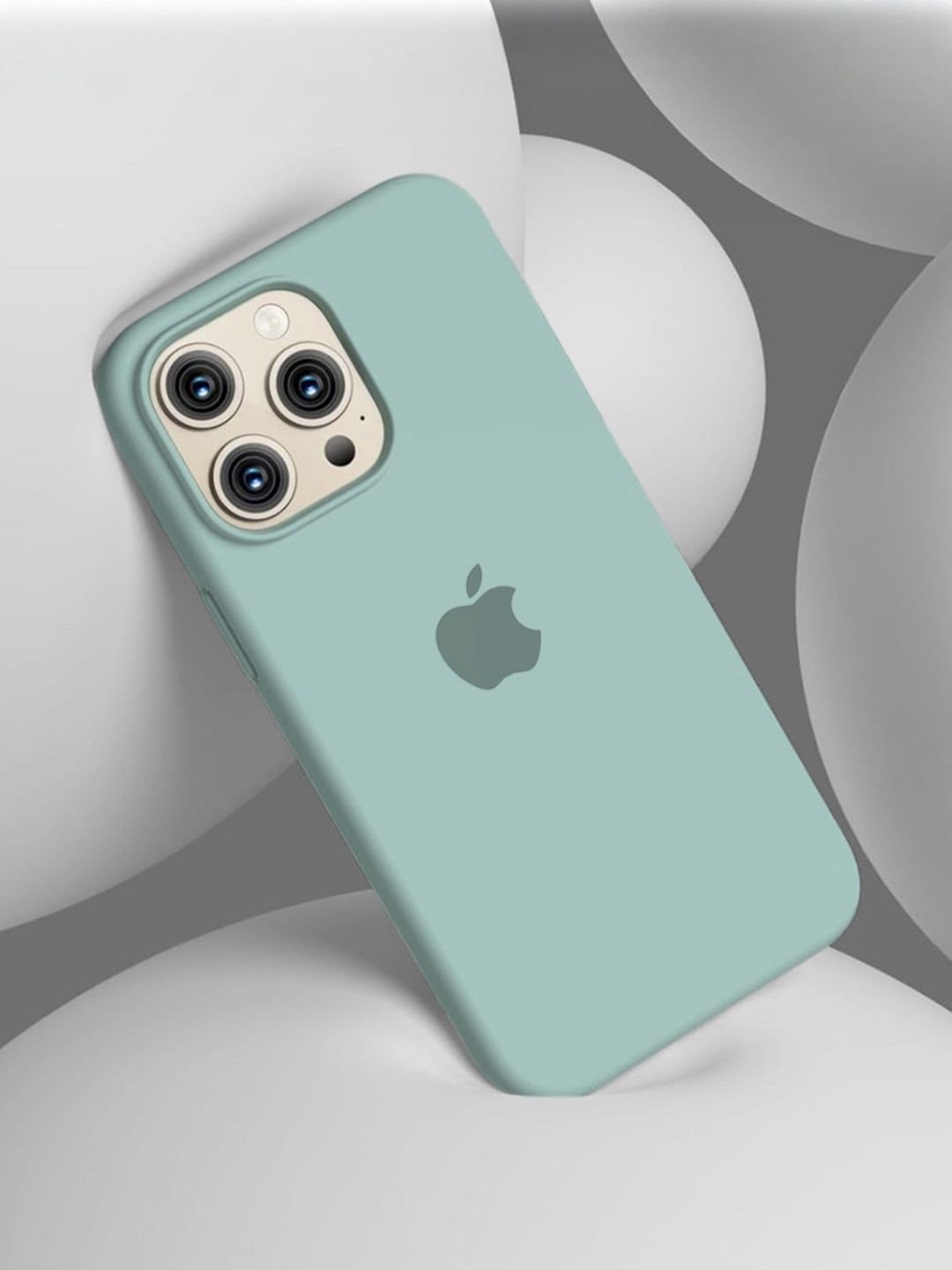 INNOPACE Brand Logo Sleek Grip & Scratch Resistant iPhone 14 Pro Back Case