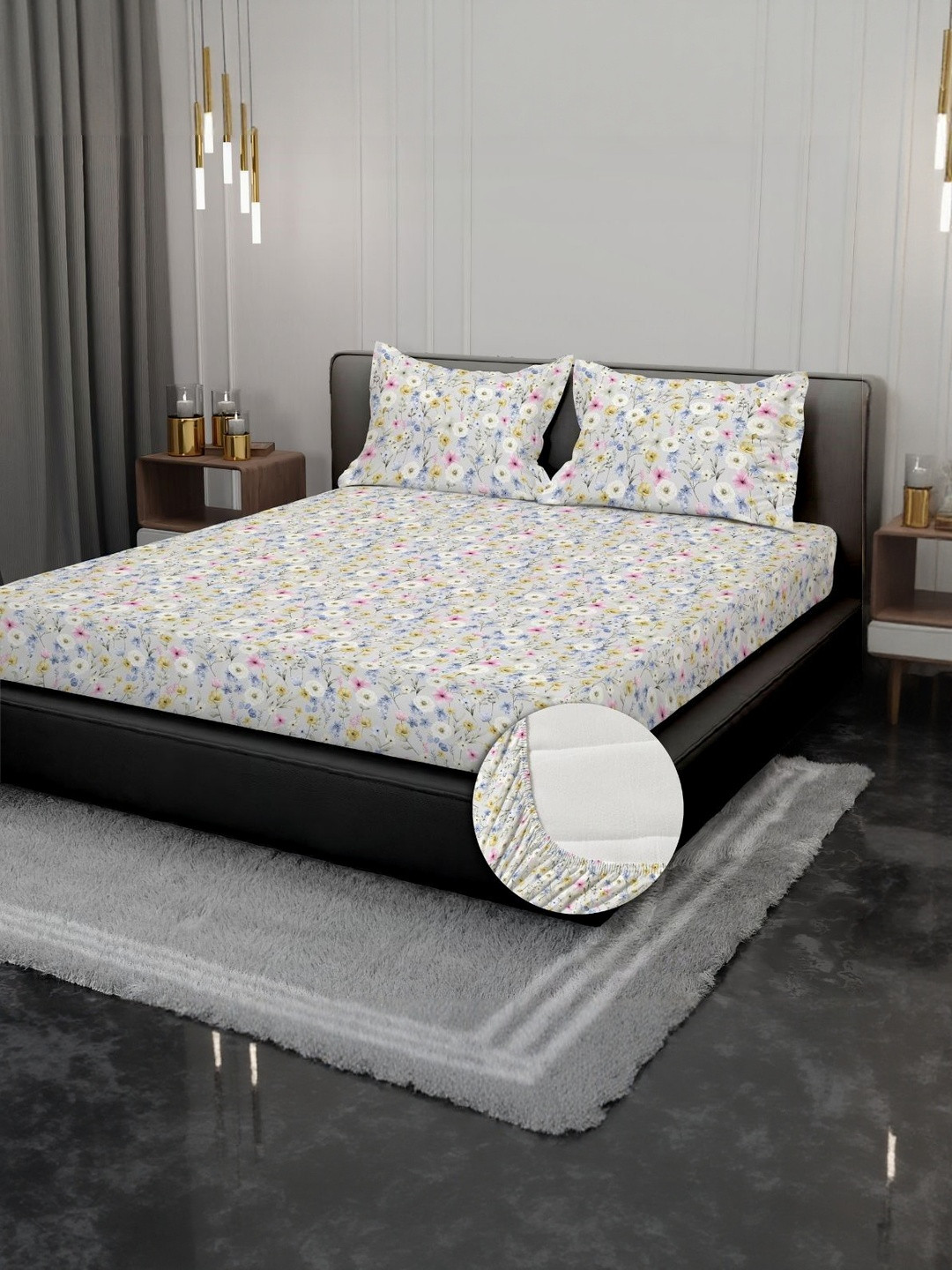 kurry home furnishing White Floral 300 TC Egyptian Cotton Bedsheet with 2 Pillow Covers