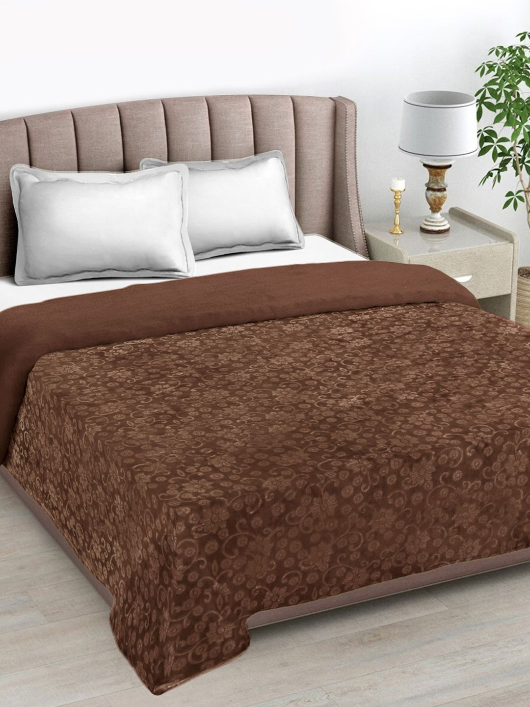 Myntra Elegant Homes Brown Floral Woollen 500 GSM Comforter