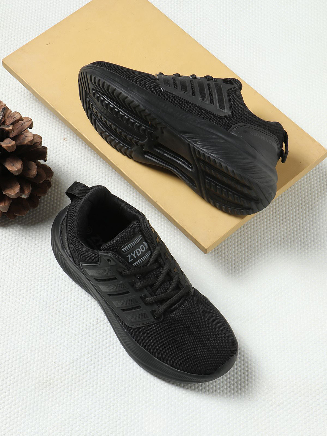 ZYDO Men Round Toe Lace-Ups Sneakers