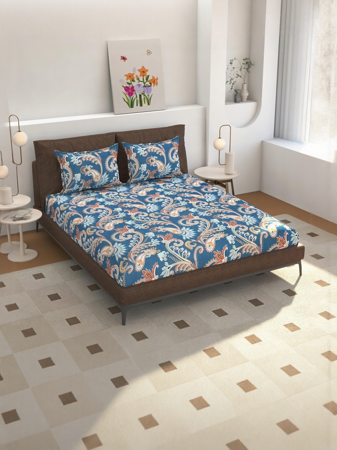 NEW TOWN Turquoise Blue & Cream-Coloured 210 TC Queen Bedsheet with 2 Pillow Covers