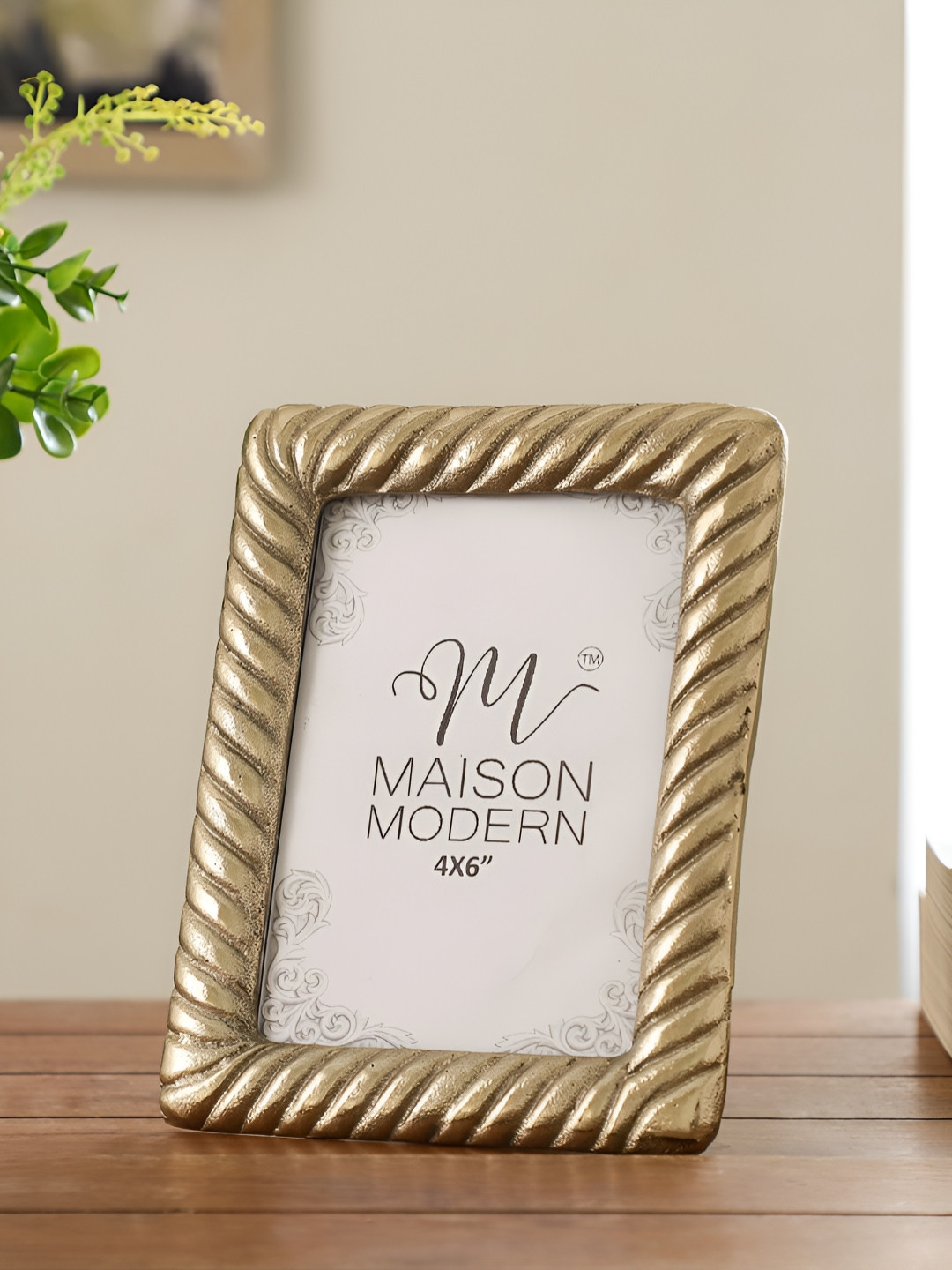 Maison Modern Gold-Toned QuantumView Table Photo Frames
