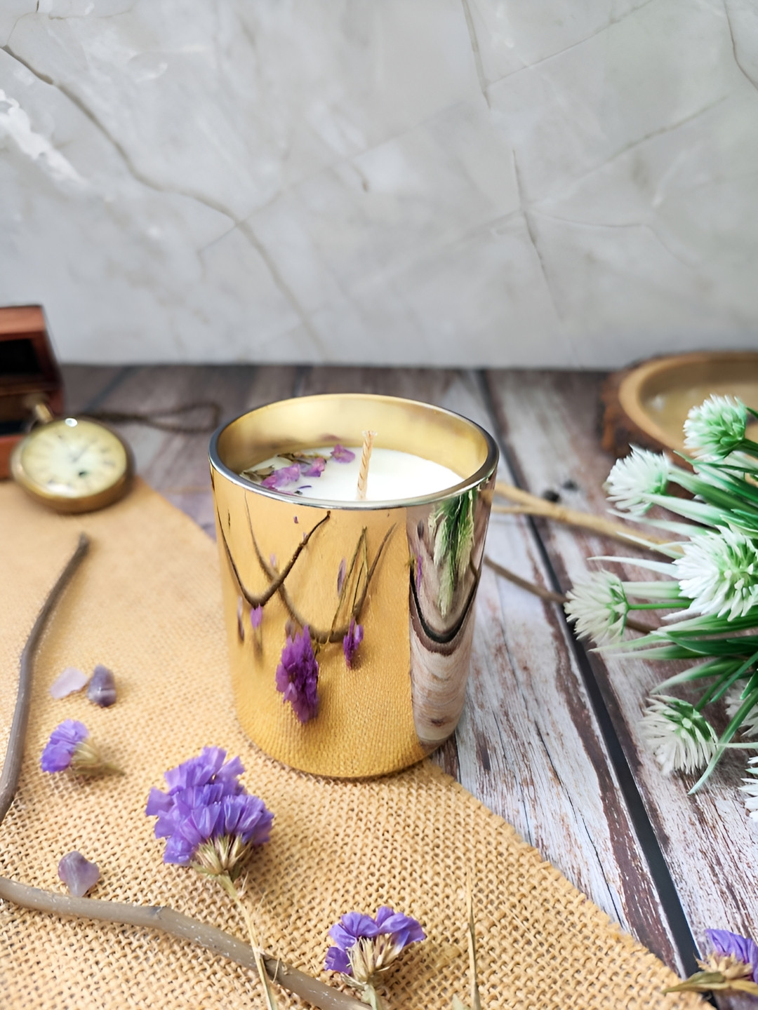 Candle Nest Gold-Toned & White Rainforest Scented Jar Candle