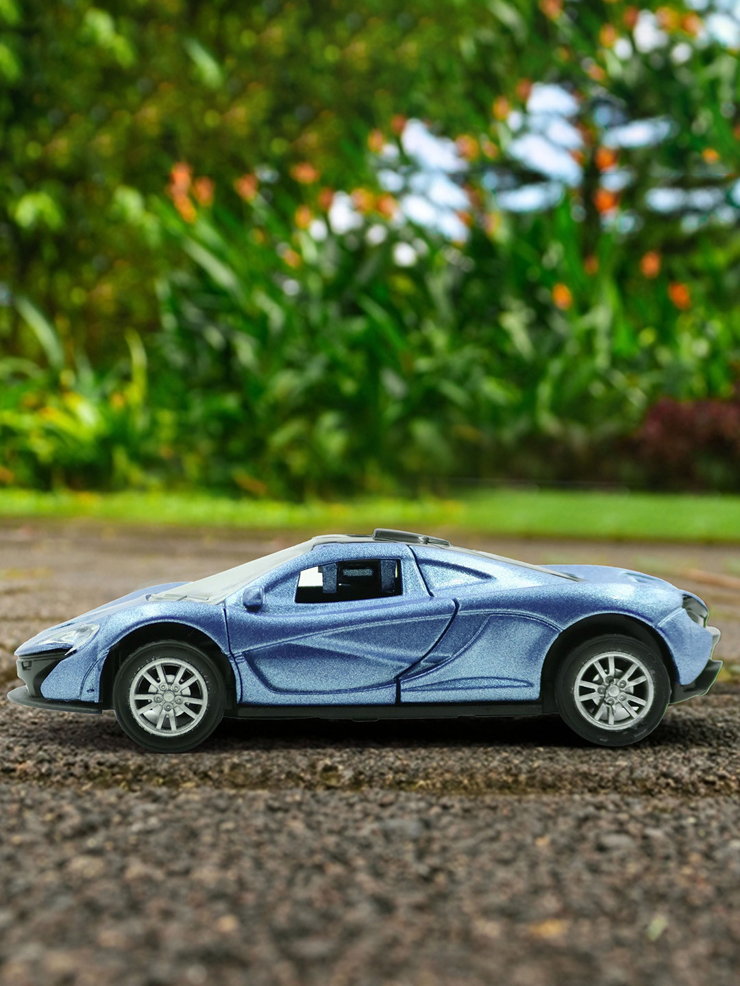 CHANAK Kids 1:24 Scale Racer Diecast Metal Pullback Car