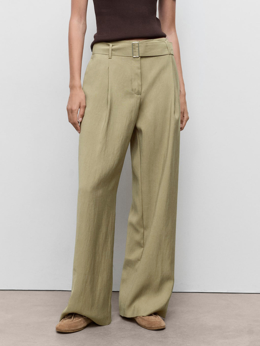 MANGO Women Pleated Paperbag Trousers With Belt
